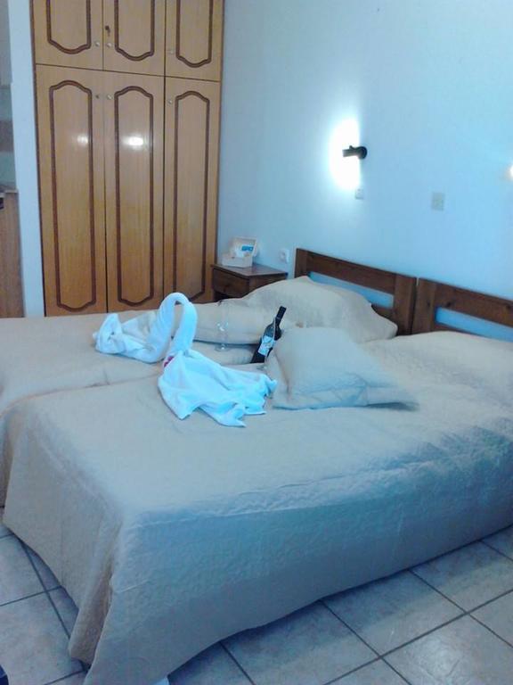 Apartamento Karagiannaki Skala Sykamineas Habitación foto