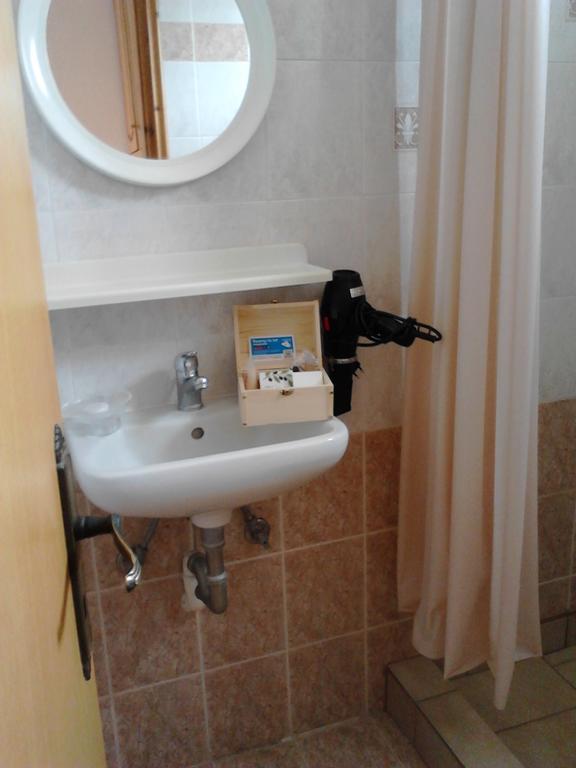 Apartamento Karagiannaki Skala Sykamineas Habitación foto
