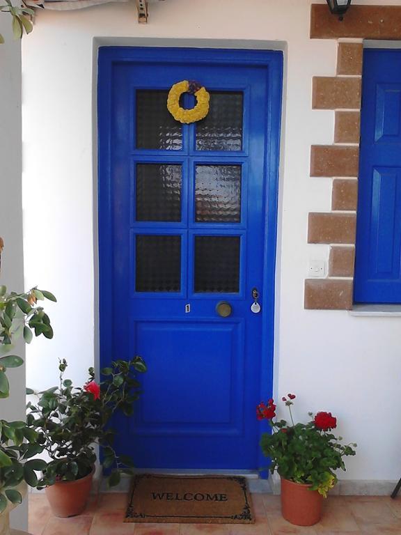 Apartamento Karagiannaki Skala Sykamineas Habitación foto